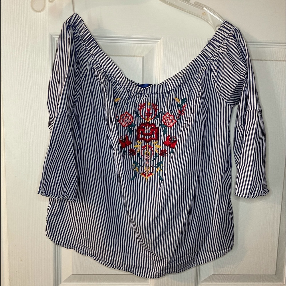 Off the shoulder shirt size small